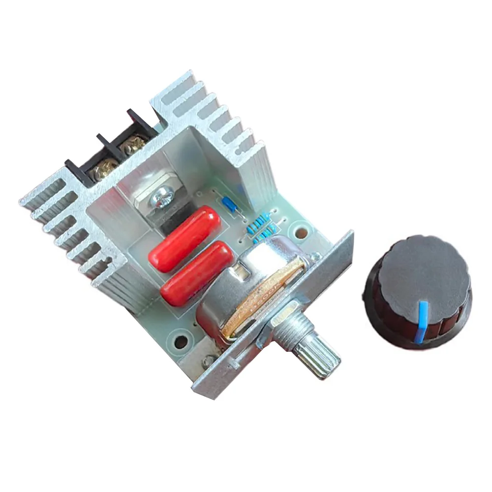 Regulateur Tension 220V