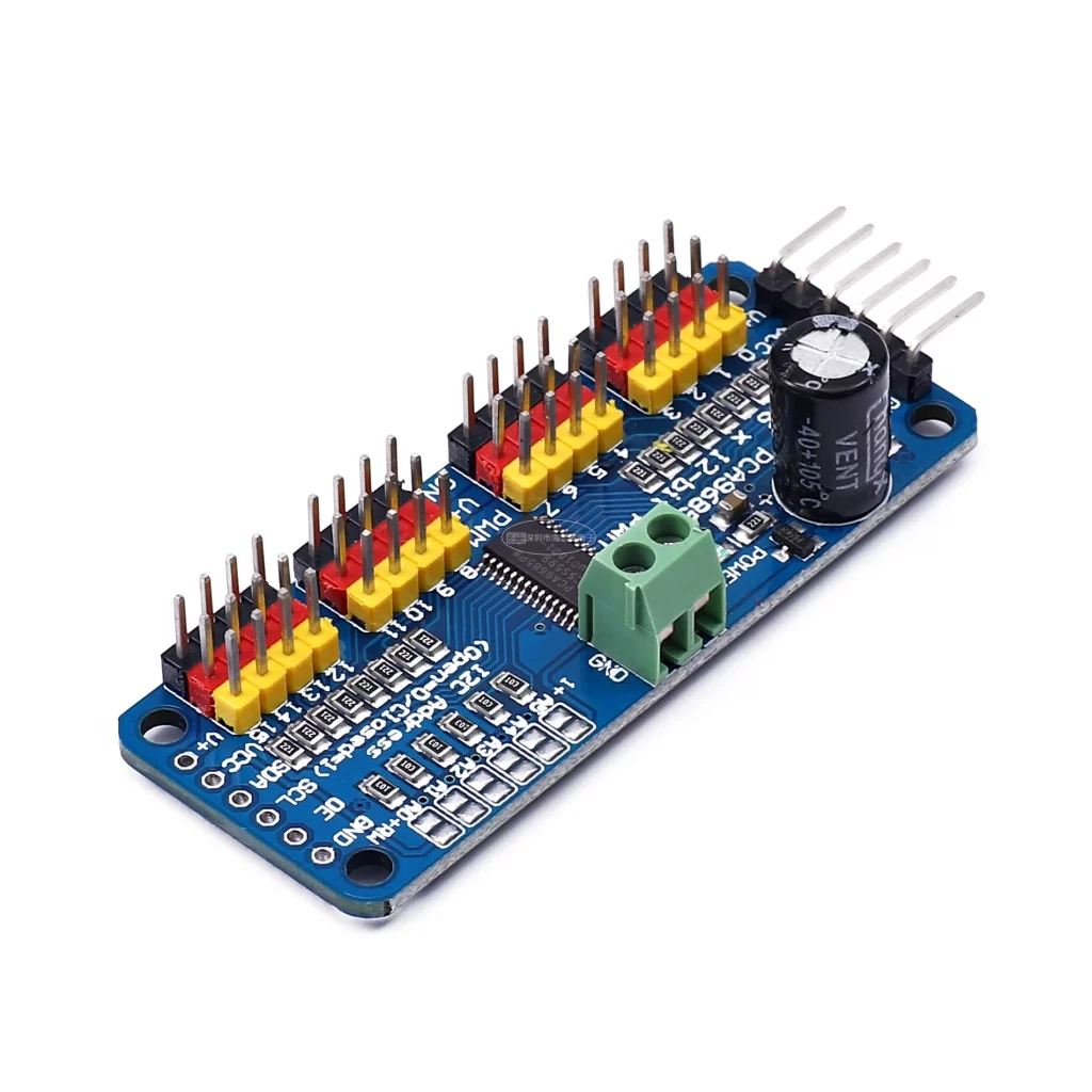 Pilote de servomoteur PWM I2C 16 canaux. - Test et Avis