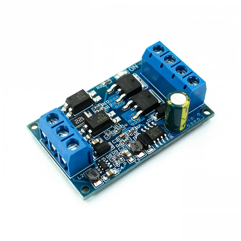 Module Convertisseur DC-DC Boost - Entrée 4.5-32V, Sortie 5-35V Réglable, Courant Max 4A, Avec Voltmètre